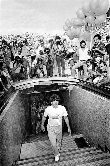 Maradona, primo giorno a Napoli