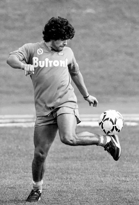 Maradona allenamento Sergio Siano